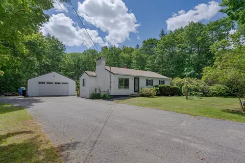 8 Larrabee Farm Rd, Scarborough, ME 04074