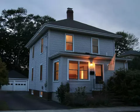 83 S Richland St, South Portland, ME 04106