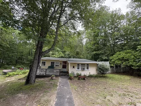 44 Hunts Hill Rd, Gray, ME 04039