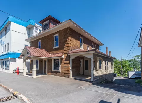 324 Main St, Madawaska, ME 04756