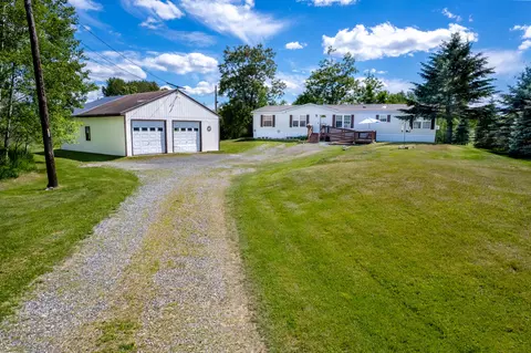 31 Wiswell Rd, Brewer, ME 04412