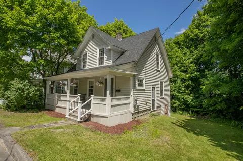 27 Princeton St, Bangor, ME 04401