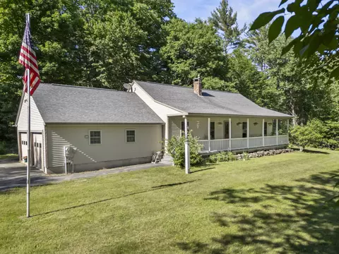 32 Fieldstone Dr, West Gardiner, ME 04345