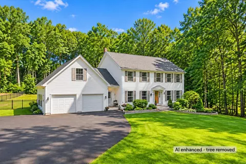 64 Hopkins Rd, Hampden, ME 04444