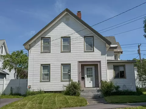 64 Division St, Bangor, ME 04401