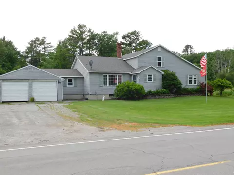 389 S Horseback Rd, Burnham, ME 04922