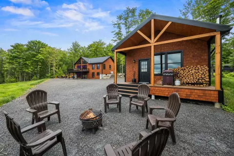 73 Herbie Welch Trl, Rangeley, ME 04970