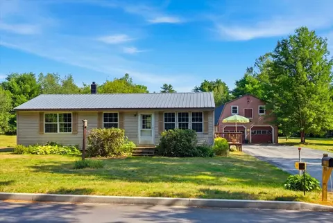 363 Rabbit Valley Rd, Oxford, ME 04270