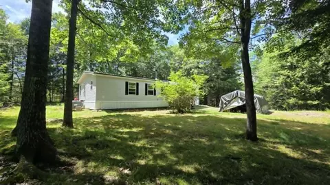 158 Costello Rd, Gardiner, ME 04345