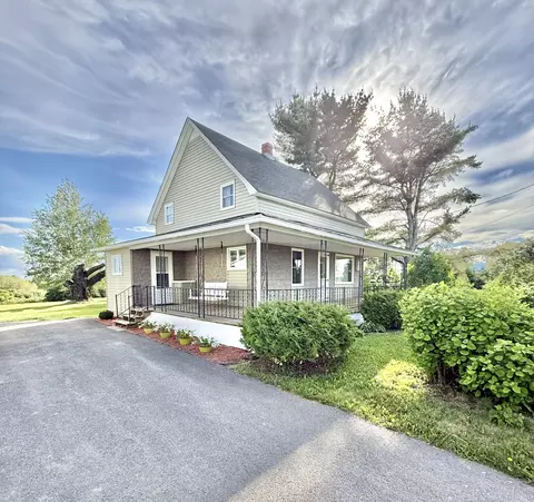 17 Doucette Rd, Grand Isle, ME 04746