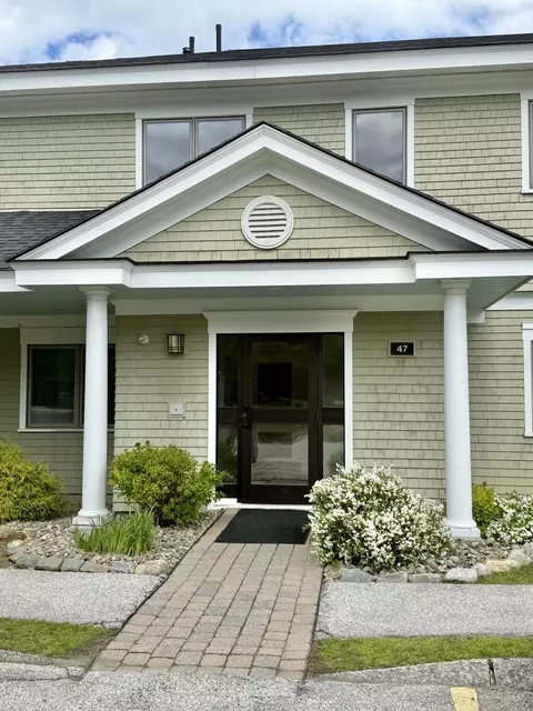 47 Springbrook Hill Dr #2A, Belfast, ME 04915