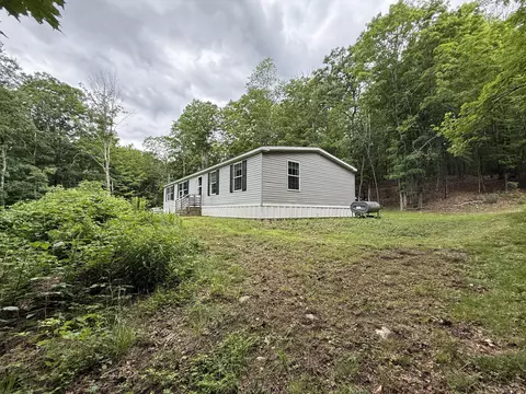 5 Moulton Ridge Rd, Porter, ME 04068