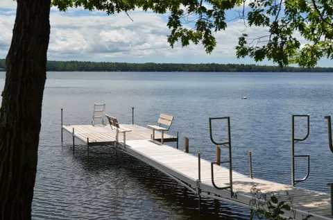 11 Heron Cove Rd, Jefferson, ME 04348