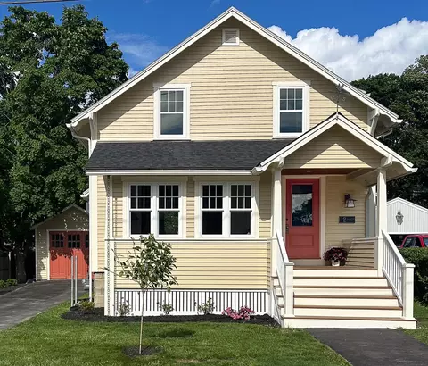 12 Walnut St, South Portland, ME 04106