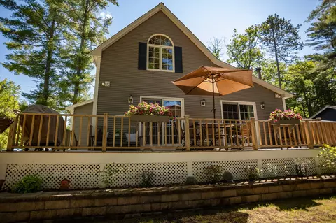 166 Hogan Pond Ln, Oxford, ME 04270