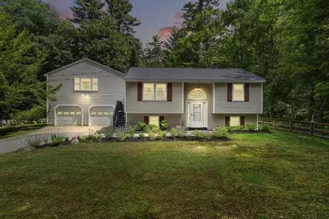 1 Roosevelt Trl, Standish, ME 04084
