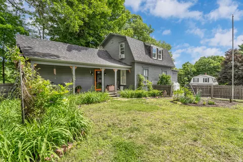 213 S Main St, Auburn, ME 04210