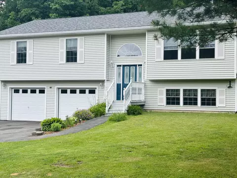 11 Rob Clark St, Winterport, ME 04496