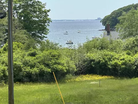 354 Littlejohn Rd, Yarmouth, ME 04096