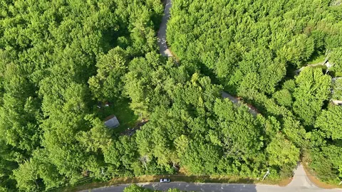 352 Goose Rocks Rd, Kennebunkport, ME 04046