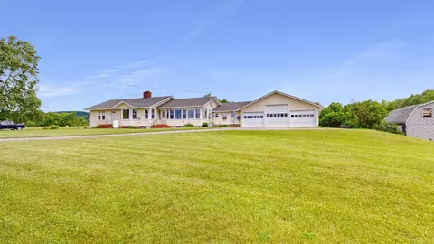 117 Mason Corner Rd, Saint Albans, ME 04971