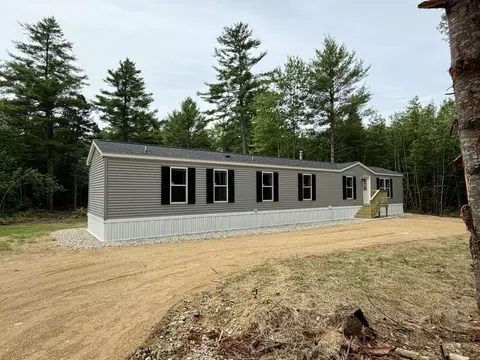 13 Mayflower Ln, Lebanon, ME 04027