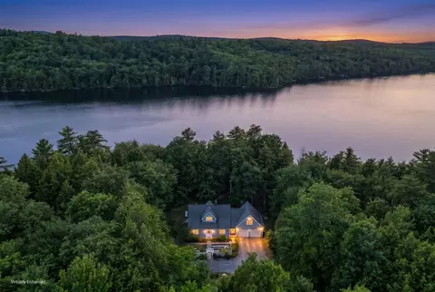 154 Dolloff Woods Rd, Mount Vernon, ME 04352