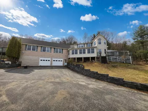652 Deering Ridge Rd, Waterboro, ME 04030