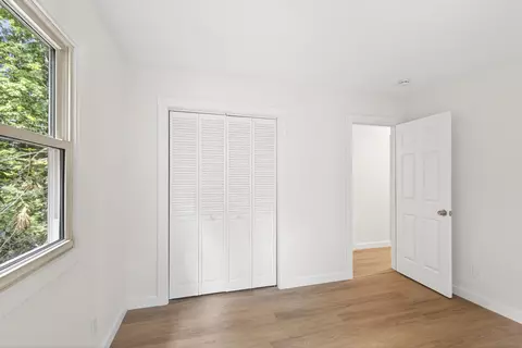 Bedroom - 19 Robin Rd, Edgecomb, ME 04556 photo 2 of 4