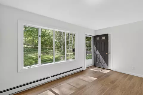 Living - 19 Robin Rd, Edgecomb, ME 04556 photo 1 of 4