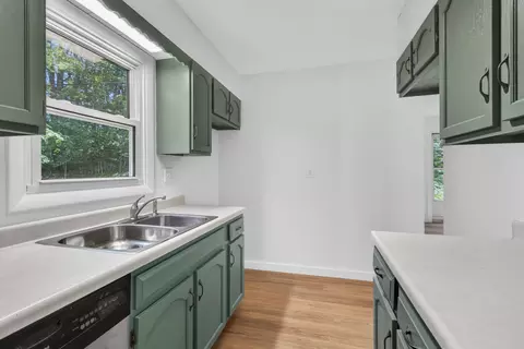 Kitchen - 19 Robin Rd, Edgecomb, ME 04556 photo 1 of 1
