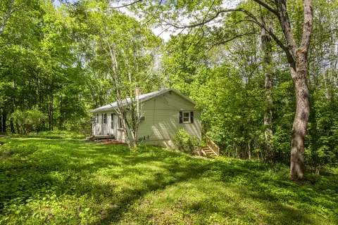 Exterior - 19 Robin Rd, Edgecomb, ME 04556 photo 3 of 5