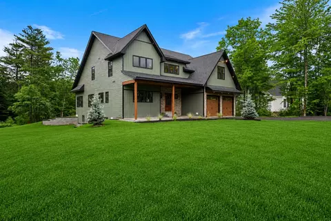 72 Deer Creek Xing, Durham, ME 04222