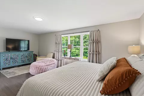 Bedroom - 5 Heritage Dr, Berwick, ME 03901 photo 2 of 7