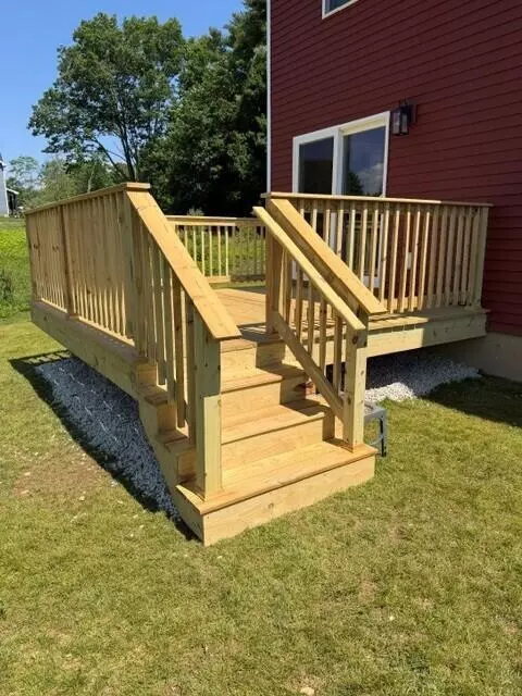 Exterior - 5 Heritage Dr, Berwick, ME 03901 photo 7 of 10