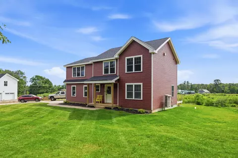 Exterior - 5 Heritage Dr, Berwick, ME 03901 photo 4 of 10