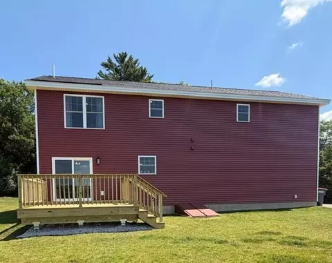 Exterior - 5 Heritage Dr, Berwick, ME 03901 photo 8 of 10