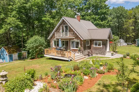 105 Perry Greene Hill Rd, Waldoboro, ME 04572