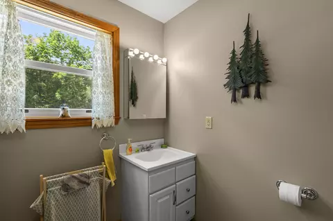 Bath - 716 Moosehead Trail Hwy, Jackson, ME 04921 photo 1 of 6