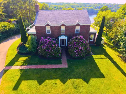715 River Rd, Orrington, ME 04474