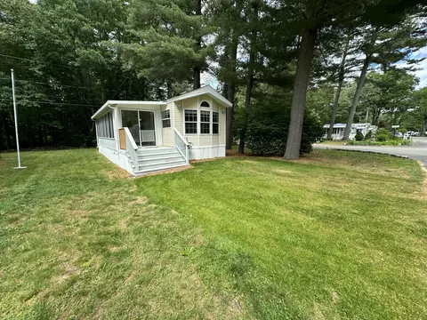 150 Chapel Rd #109, Wells, ME 04090