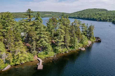 12 Moose Tuchus Pt, Dedham, ME 04429