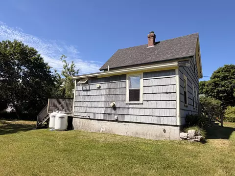 Exterior - 69 Quarry Rd, Sullivan, ME 04664 photo 6 of 18
