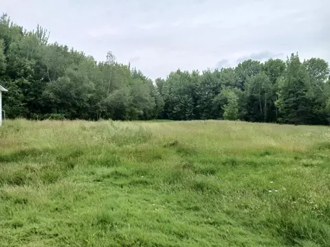 82 Dodge Rd, Burnham, ME 04922