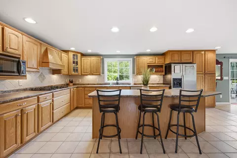 Kitchen - 80 River Rd, Biddeford, ME 04005 photo 2 of 7