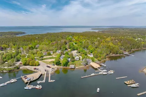 5 Windswept Way, Tremont, ME 04612