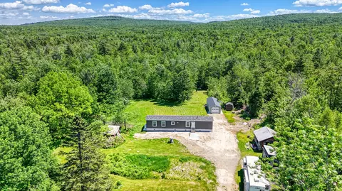 19 Swan Rd, New Sharon, ME 04955