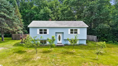 1392 Carmel Rd N, Hampden, ME 04444