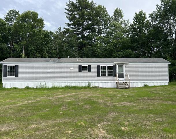 1535 Bangor Rd, Clinton, ME 04927