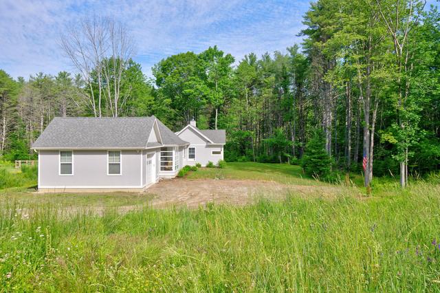 11 Ledgewood Dr, Brunswick, ME 04011